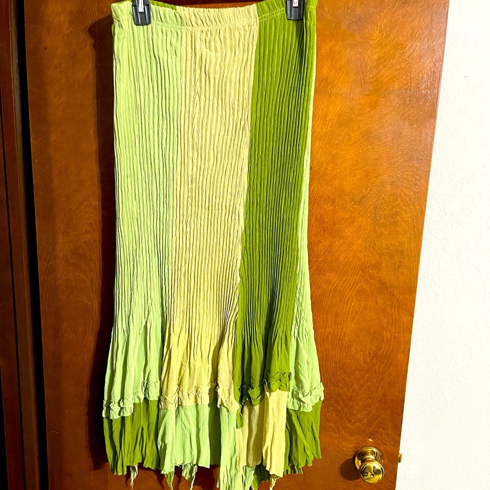 Multi color green (various shades)